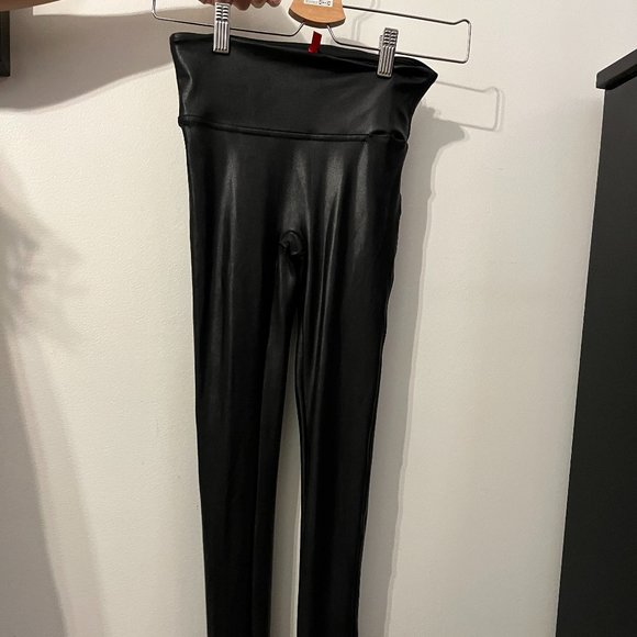 SPANX Faux Leather Leggings - Picture 2 of 3